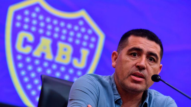 los-candidatos-de-boca-dieron-una-conferencia-y-los-hinchas-respaldaron-a-riquelme