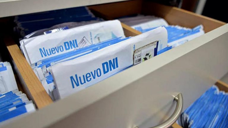 el-renaper-lanzo-el-nuevo-dni-electronico-con-chip-y-codigo-qr