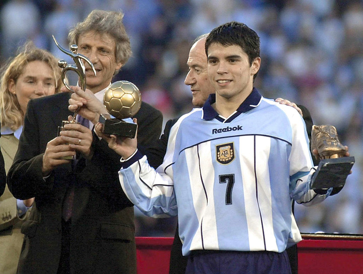 ruberto-recibio-el-premio-al-goleador-del-mundial-sub-17:-que-otros-6-argentinos-tambien-lo-ganaron