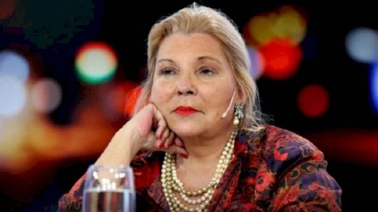 carrio-aseguro-que-«si-cristina-gana-en-la-provincia,-se-cae-el-gobierno-de-milei»