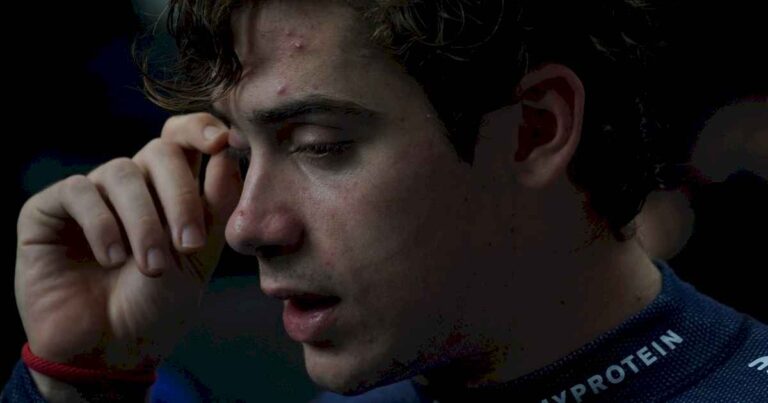 franco-colapinto-y-la-discusion-con-el-ingeniero-de-williams-justo-antes-del-choque-y-el-abandono-en-el-gp-de-brasil-de-formula-1