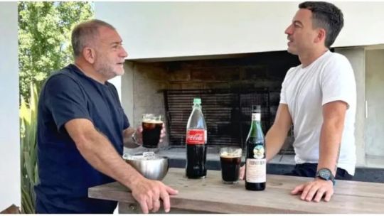 Juez no rompe con De Loredo, pero asegura que de la fórmula del fernet sólo quedaron los cubitos de hielo