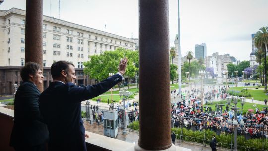 Con agenda centrada en DDHH, clima y campo, Macron fue recibido por Milei en Casa Rosada