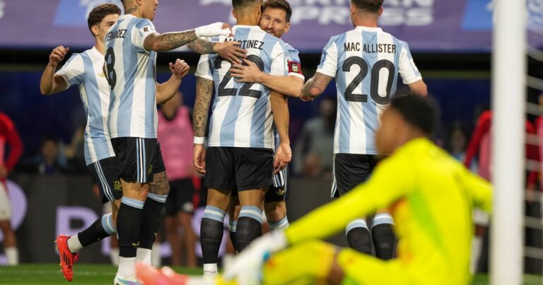 Cómo queda la Argentina en el Ranking FIFA después del triunfo ante Perú?