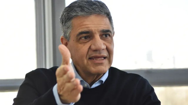 Empresarios se quejan por falta de infraestructura, trenes y rutas óptimas en la conferencia de la UIA