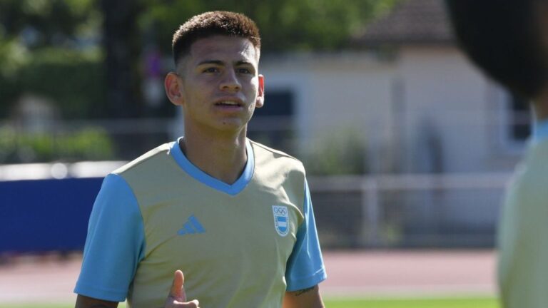 La decisión del Manchester City con el Diablito Echeverri y el Sudamericano Sub-20