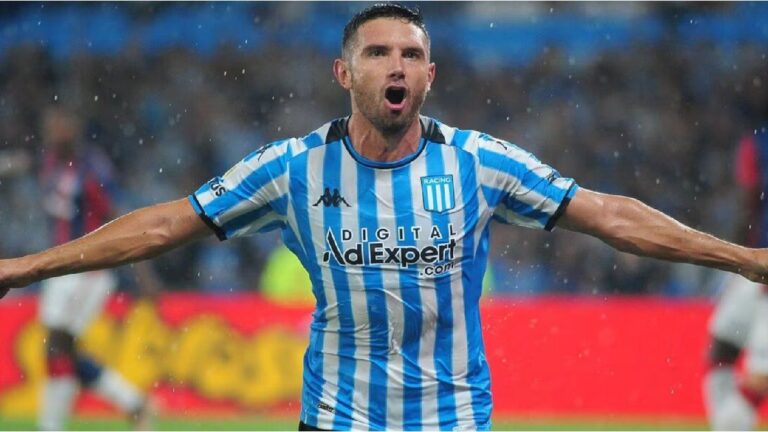 El récord histórico de Racing que está a punto de romper «Maravilla» Martínez con sus goles