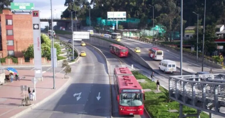 Un peatón falleció luego de caer del puente 21 Ángeles en Bogotá: lo que se sabe