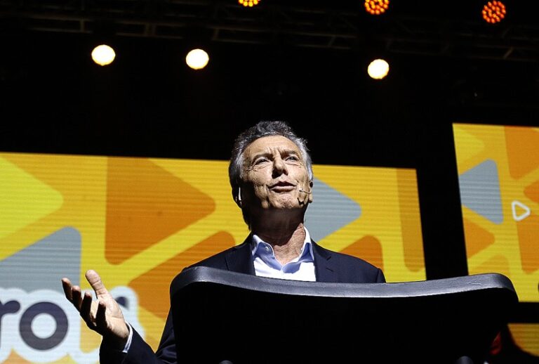 Macri denuncia un acuerdo de impunidad de La Cámpora con Santiago Caputo