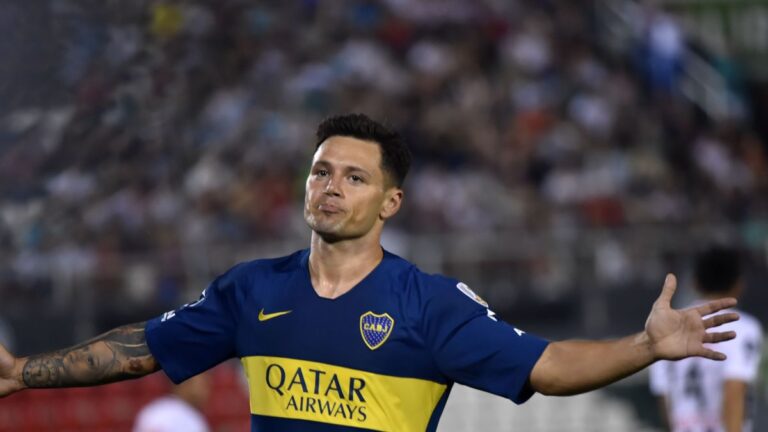 Tras un año sin jugar, Mauro Zárate le puso fin a una carrera que alternó promesas con polémicas