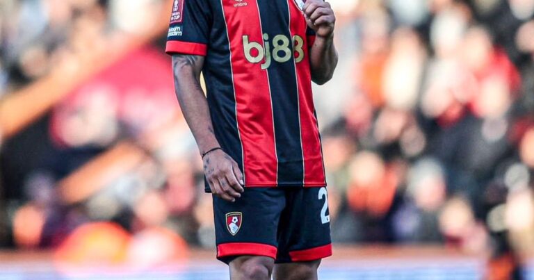 Julio Soler: 96 horas le bastaron para ser titular con el Bournemouth