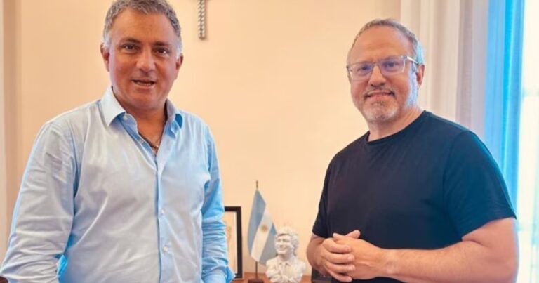La estrategia del Gobierno para sumar dirigentes del PRO sin preguntarle a Mauricio Macri