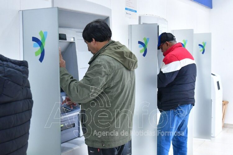 El miércoles 26 inicia el cronograma de haberes de febrero para agentes estatales