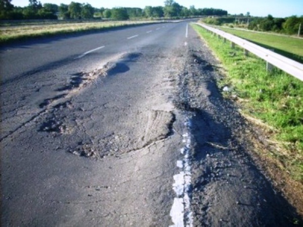 Denuncian grave deterioro y falta de mantenimiento de las rutas nacionales