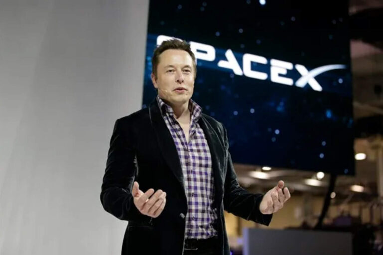 Elon Musk propone desorbitar la Estación Espacial Internacional para viajar a Marte
