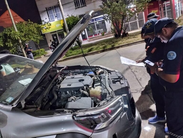 La Policía secuestró tres camionetas 44 en distintos procedimientos y detuvo a un sujeto