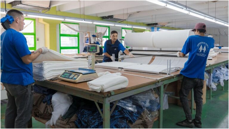 Industria textil en Formosa: Macatex S.A y Fontex impulsan producción de gasas hospitalarias