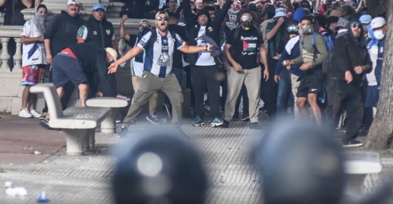 El Gobierno denunció a organizadores de la marcha de jubilados por sedición y asociación ilícita