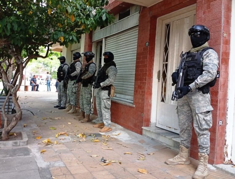 La Policía detuvo a un hombre por abuso sexual y suministro de pornografía