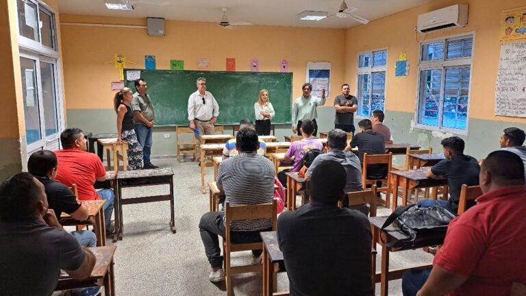 El área de Formación Técnica de la DES realizó acompañamiento a cursos introductorios