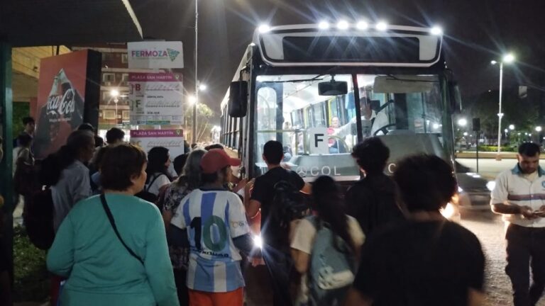 Fermoza solicitaría un aumento del 8% en el boleto de colectivos para el mes de abril