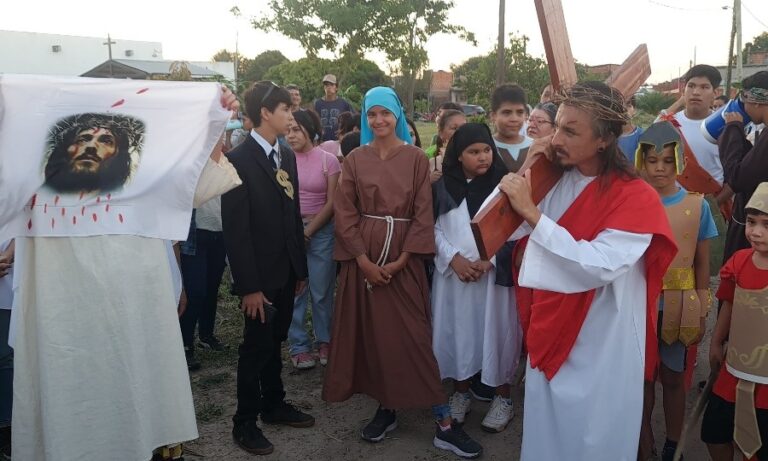 Avanzan los preparativos para el Vía Crucis Parroquial más largo de la Ciudad Capital
