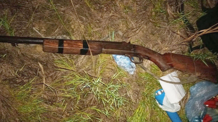 Balacera en Riacho Negro: la Policía se enfrentó a abigeos y secuestra armas y embarcación