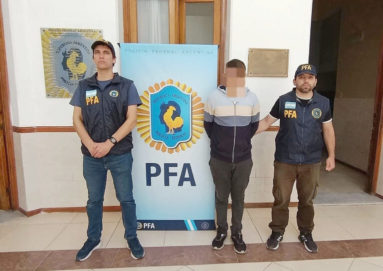Un enfermero de un hospital público y su hermano fueron detenidos por robar y vender fentanilo