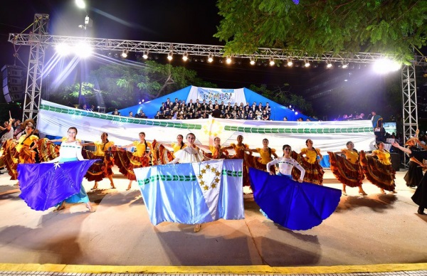 Ensayan para la cantata fundacional por el 146aniversario de Formosa
