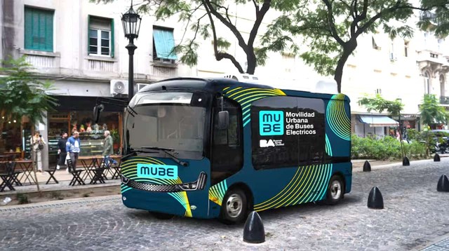 Gigante español busca quedarse con el manejo de los colectivos eléctricos porteños