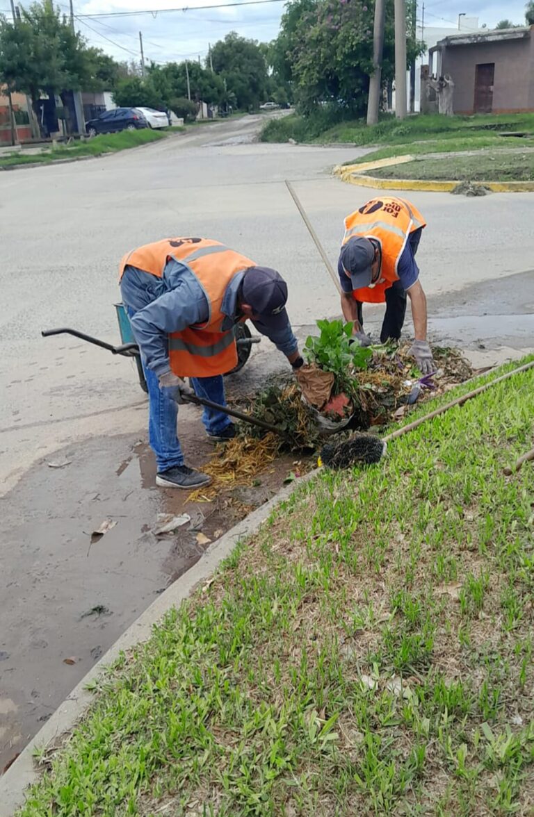 La Municipalidad ejecutó trabajos preventivos en canales ante pronósticos de lluvias intensas