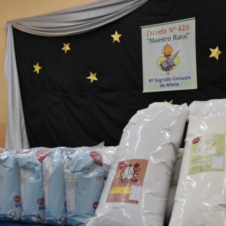 Nutrifor entregó alimentos para el Servicio Nutricional a la EPEP 426