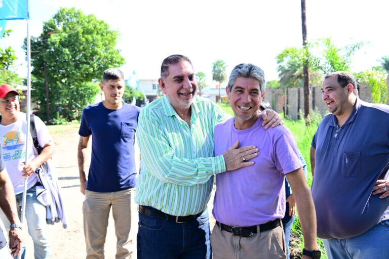El intendente Jofré recorrió zona de trabajos en el barrioUrbanización Maradona