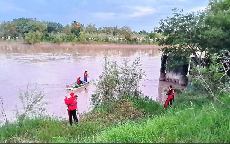 El Colorado: un joven de 20 años se arrojó a las aguas del Río Bermejo y es intensamente buscado