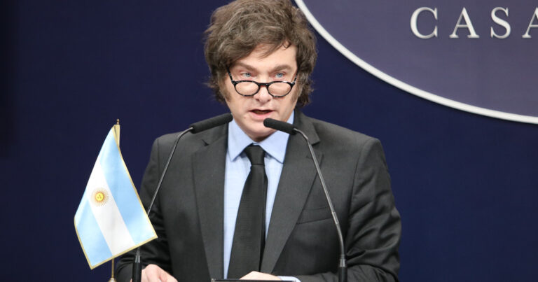 Según el FMI, sólo el 17% de los países tiene un dólar con flotación administrada como Argentina