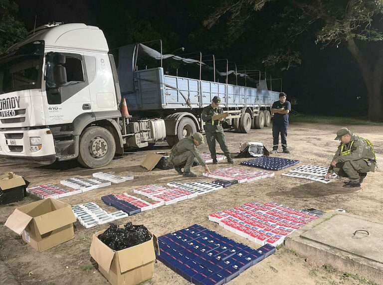 Personal de Gendarmería Nacional decomisó celulares de contrabando