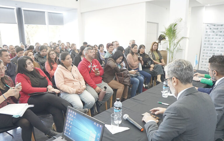 La Municipalidad participó de la Primera Jornada de Derecho Animal en la Universidad Siglo 21