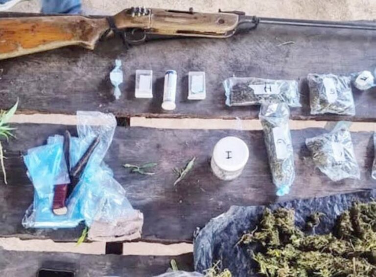 Buscaban objetos robados, pero hallaron droga y un arma de fuego