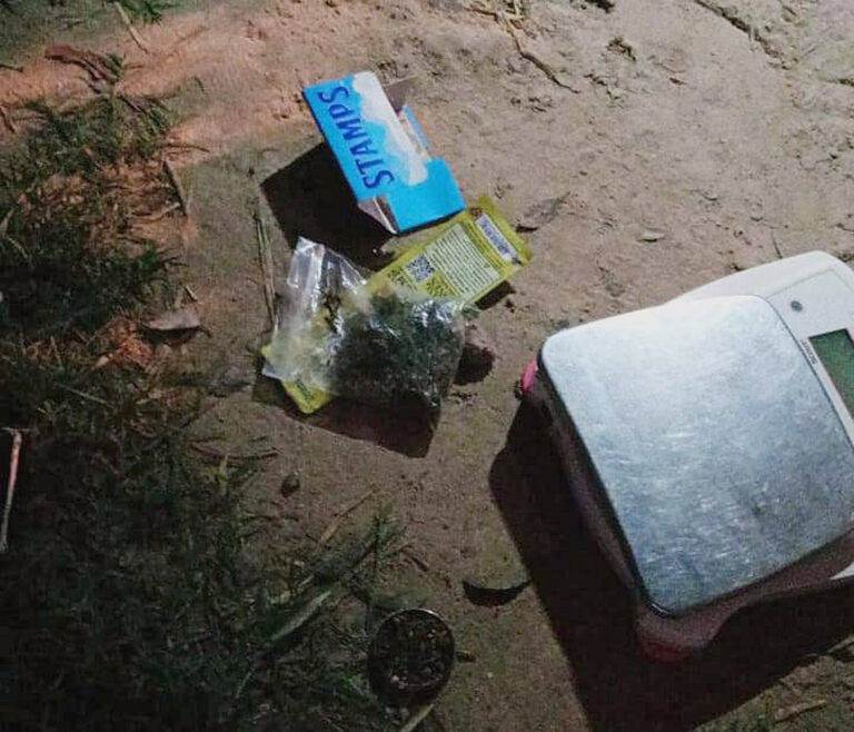 Narcomenudeo: cuatro hombres fueron interceptados y uno de ellos fue detenido con marihuana