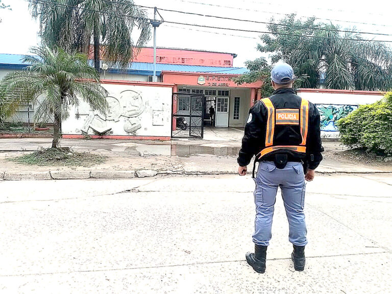 Investigan un hecho de daño en la EPET 5; no se sustrajeron bienes