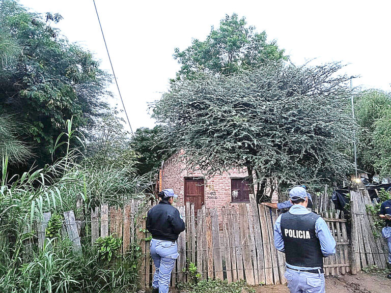 Un hombre atacó con un cuchillo a su pareja y terminó detenido