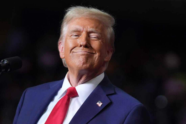 Una corte de apelaciones reinstauró la instrucción de Trump de imponer aranceles
