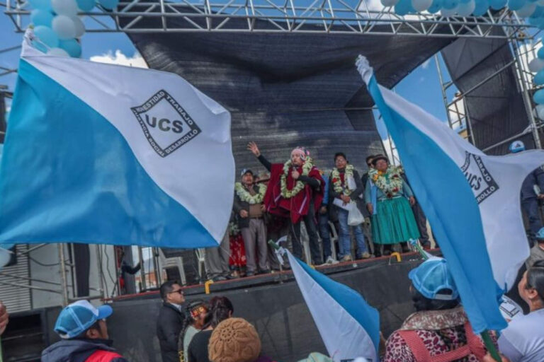Meretriz o partido político: La UCS se ofreció a todos los candidatos del masismo