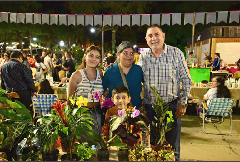 El Intendente Jofré visitó el Festival de Emprendedores y Animal Fest