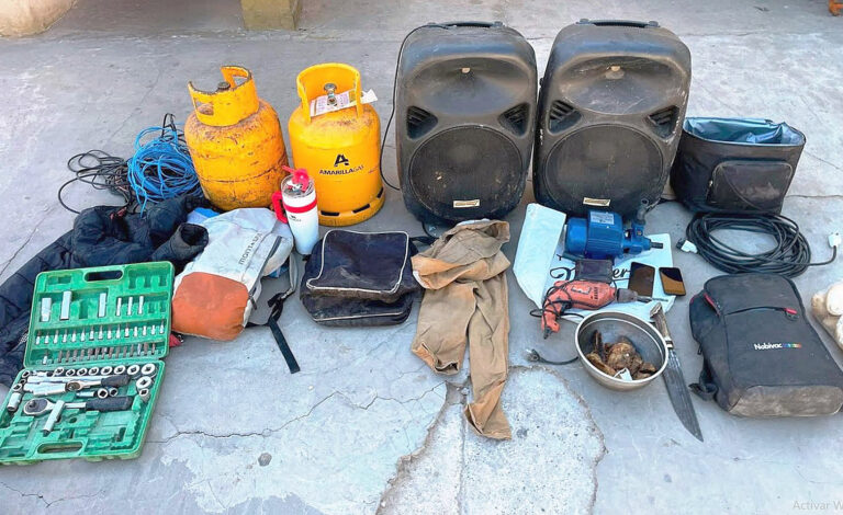 Aprehendieron a cuatro sujetos y recuperaron objetos sustraídos