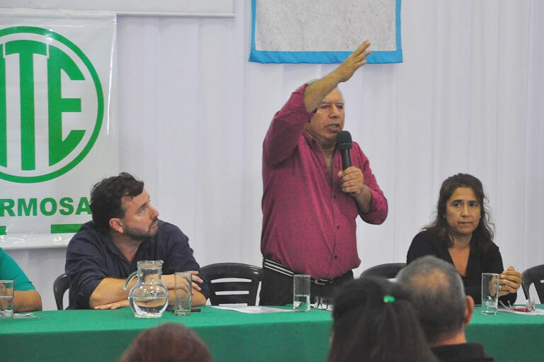 Municipales del interior trabajan por medio kilo de carne al día