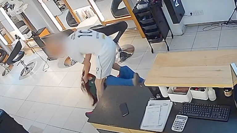Brutal robo en una peluquería de Las Cañitas: tomó del pelo a la dueña y la arrastró por el piso