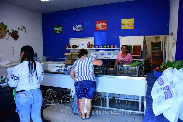 Plan Nutrir: Con gran compromiso, mes a mes se trabaja en el armado de los bolsones
