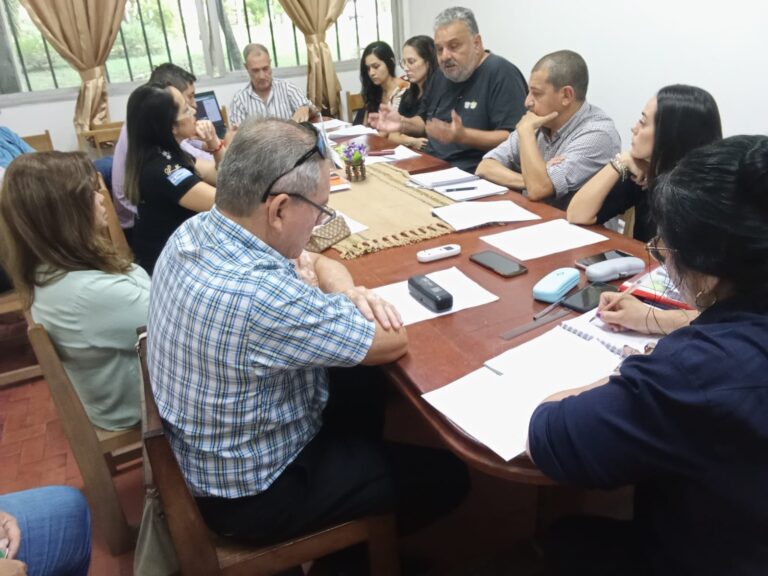 La FRN organiza el Mes de la Ingeniería y proyecta nuevos posgrados