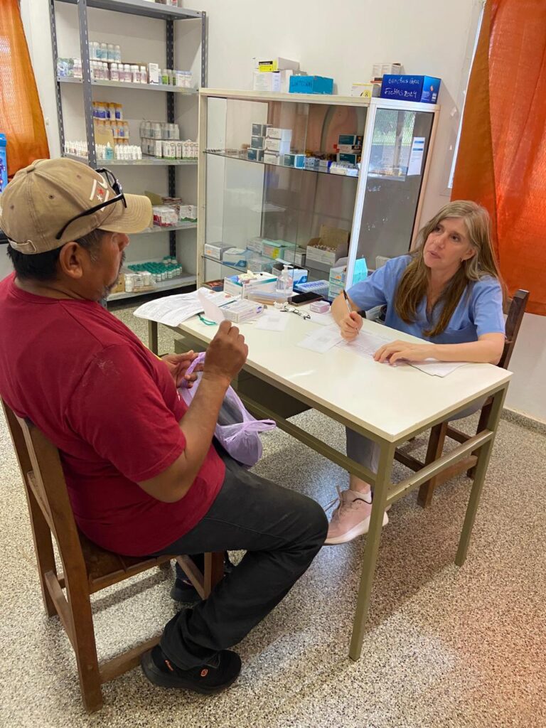 Vecinos originarios de Pozo del Tigre recibieron completas atenciones de salud